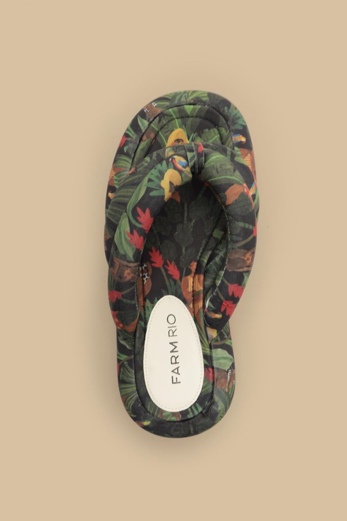 Chanclas con Plataforma Plana y Estampado Katita
